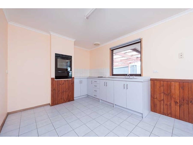 16 Silverton Court, Craigieburn VIC 3064