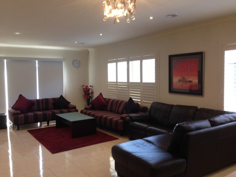 12 Rockwall Drive, Craigieburn VIC 3064
