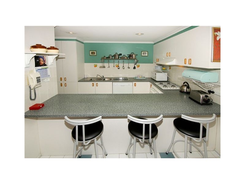 16 Perry Court, Roxburgh Park VIC 3064