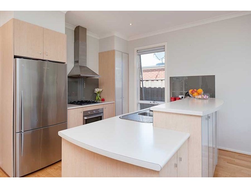 7 Grosvenor Square, Craigieburn VIC 3064