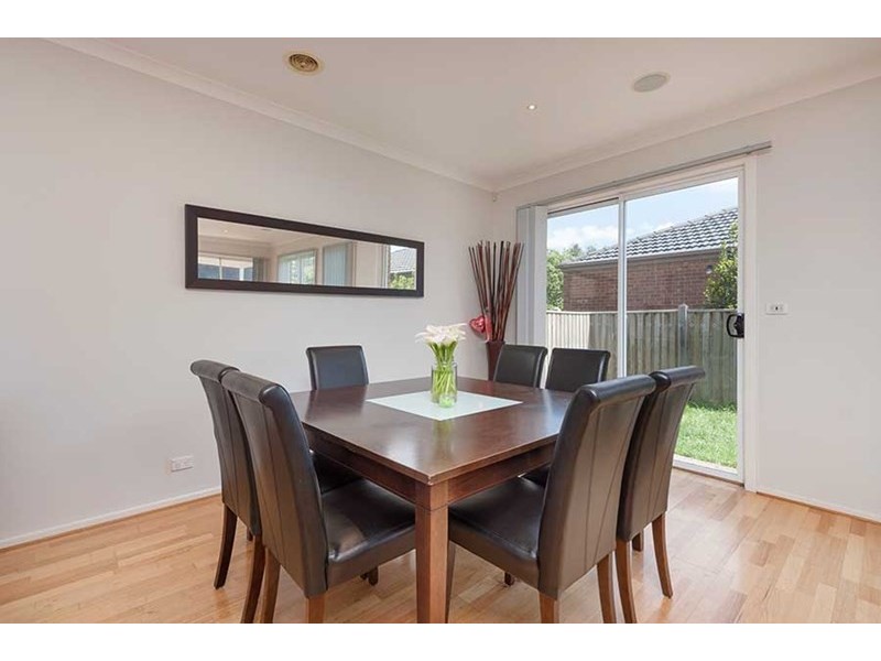 7 Grosvenor Square, Craigieburn VIC 3064