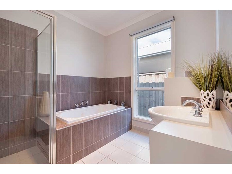 7 Grosvenor Square, Craigieburn VIC 3064