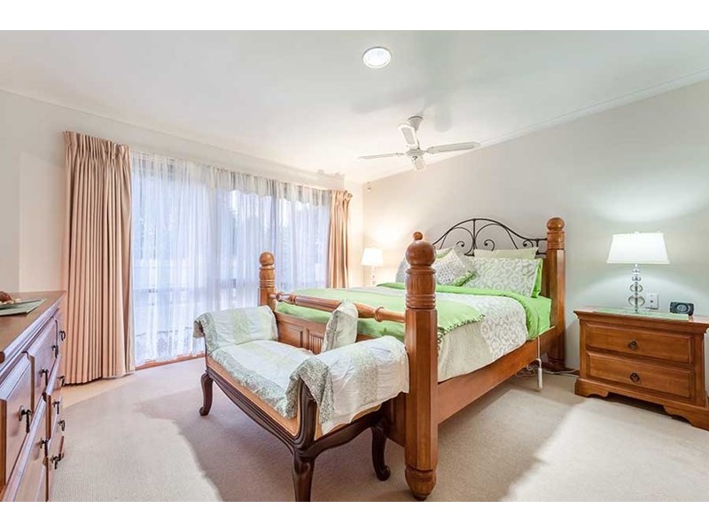 12 Abercarn Avenue, Craigieburn VIC 3064