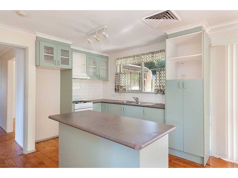 5 Mitford Crescent, Craigieburn VIC 3064