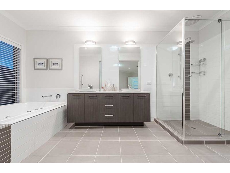 6 Arapiles Avenue, Craigieburn VIC 3064