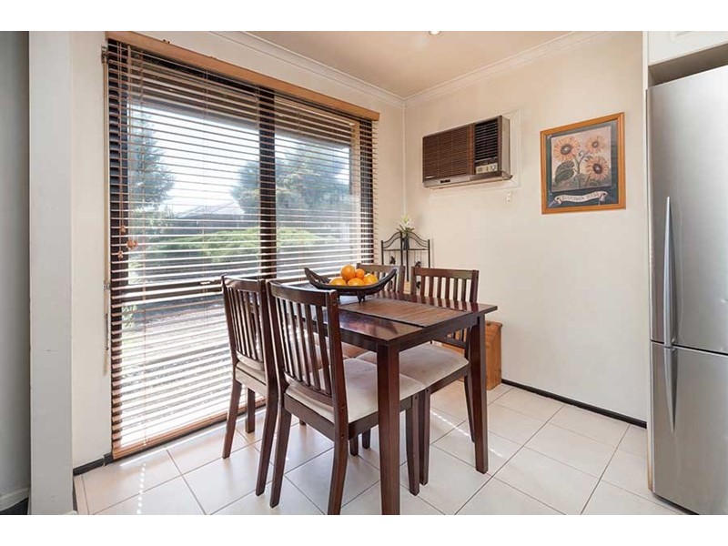 2 Waverley Court, Craigieburn VIC 3064