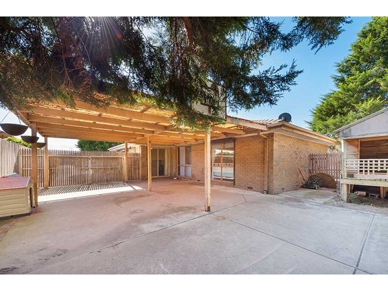 2 Waverley Court, Craigieburn VIC 3064