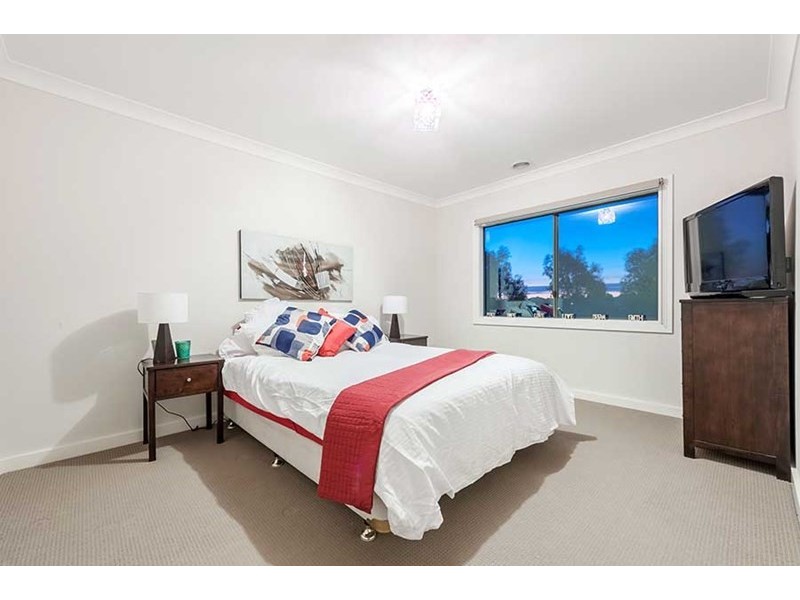 25 Mareeba Way, Craigieburn VIC 3064