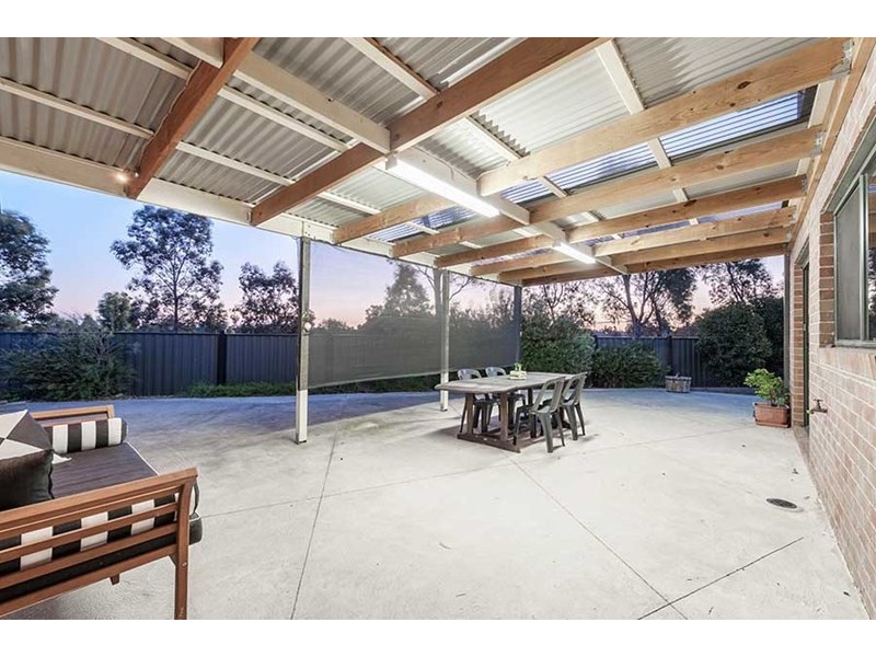 25 Mareeba Way, Craigieburn VIC 3064