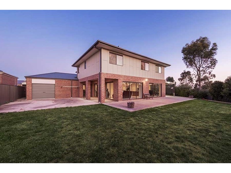 25 Mareeba Way, Craigieburn VIC 3064