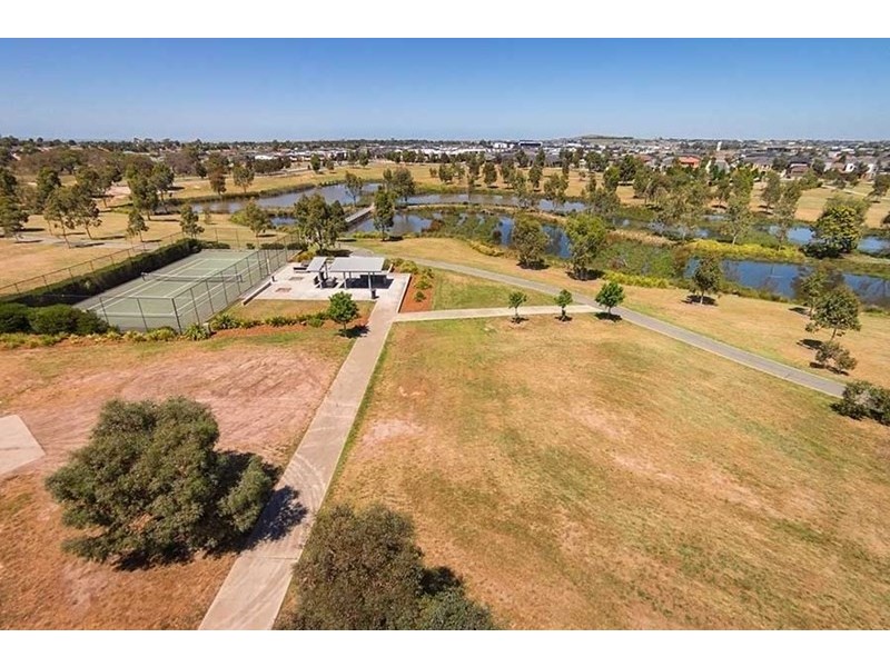 25 Mareeba Way, Craigieburn VIC 3064