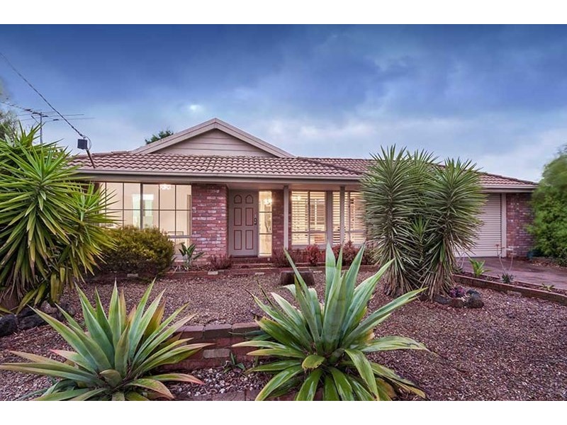 37 Farnborough Avenue, Craigieburn VIC 3064