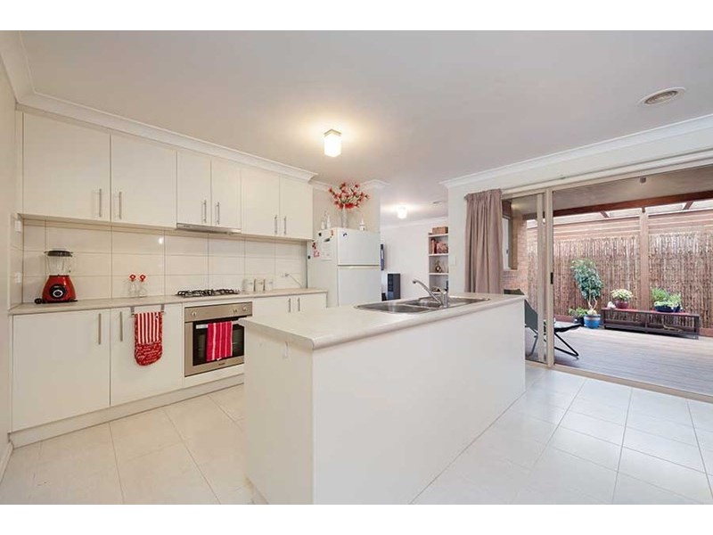 35 Mareeba Way, Craigieburn VIC 3064