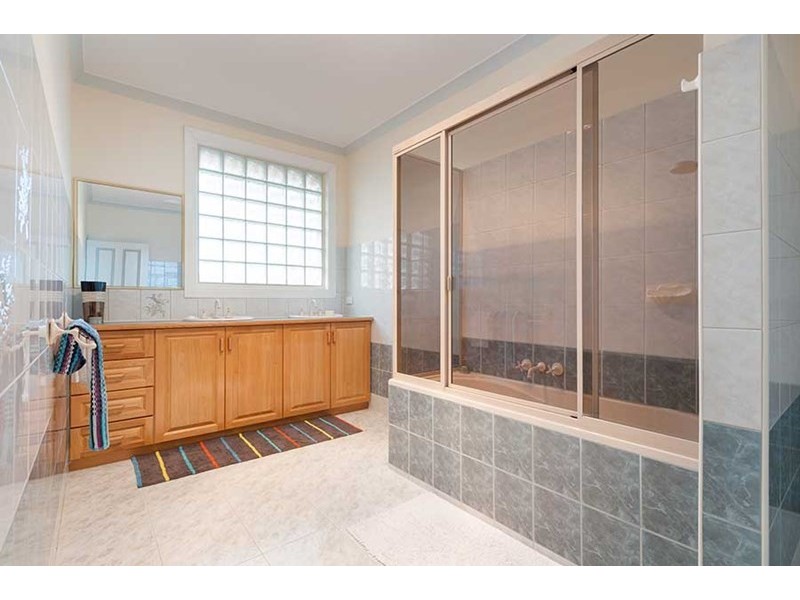 7 Thurmand Court, Roxburgh Park VIC 3064