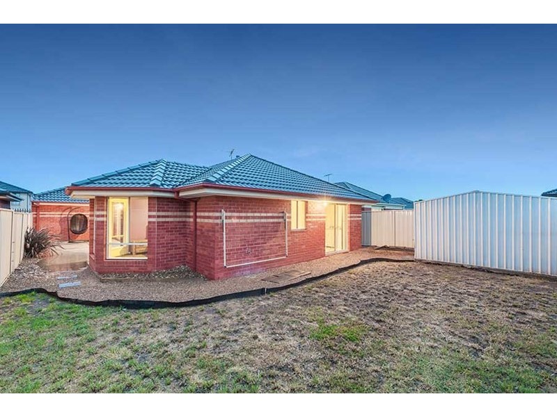 5 Valhalla Place, Craigieburn VIC 3064