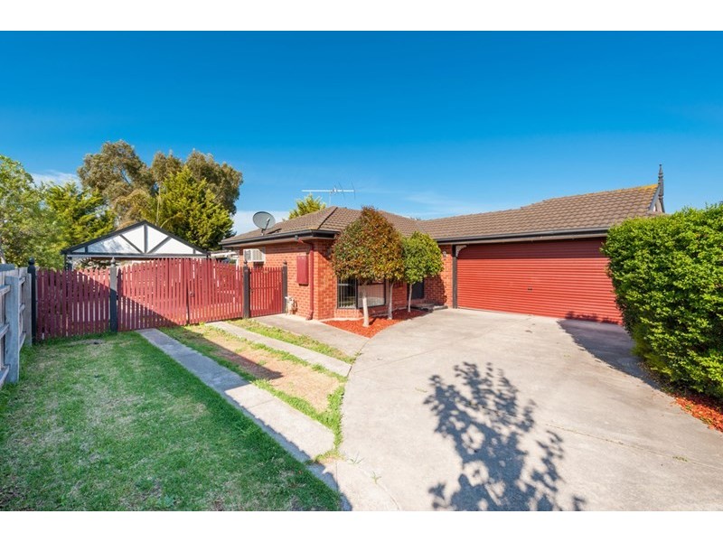 61 Banbury Crescent, Craigieburn VIC 3064
