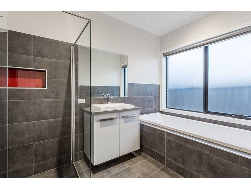 3 Armadale Road, Craigieburn VIC 3064