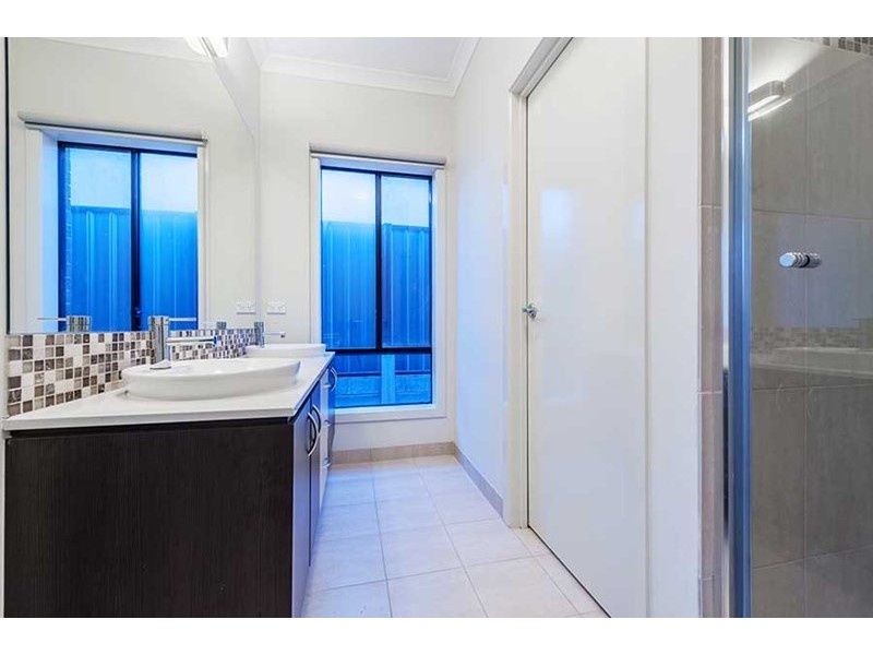 109 Waterview Boulevard, Craigieburn VIC 3064