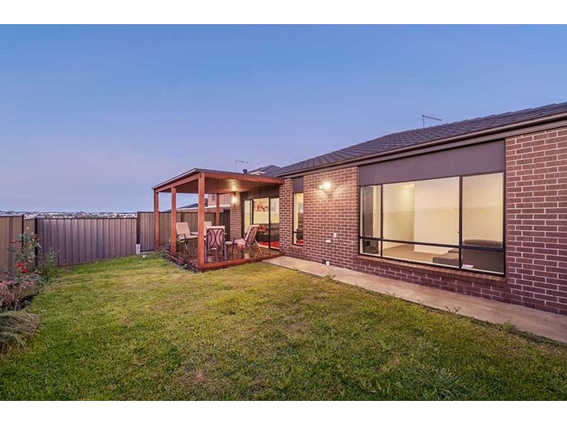 109 Waterview Boulevard, Craigieburn VIC 3064