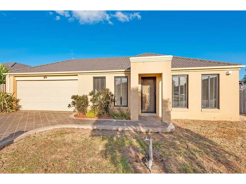 5 Upton Street, Roxburgh Park VIC 3064