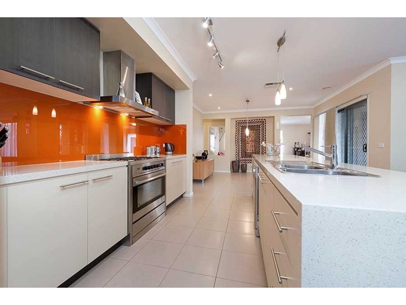 35 Candlebark Drive, Greenvale VIC 3059