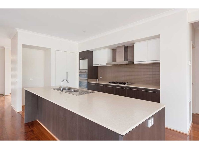 31 Cleveland Drive, Craigieburn VIC 3064