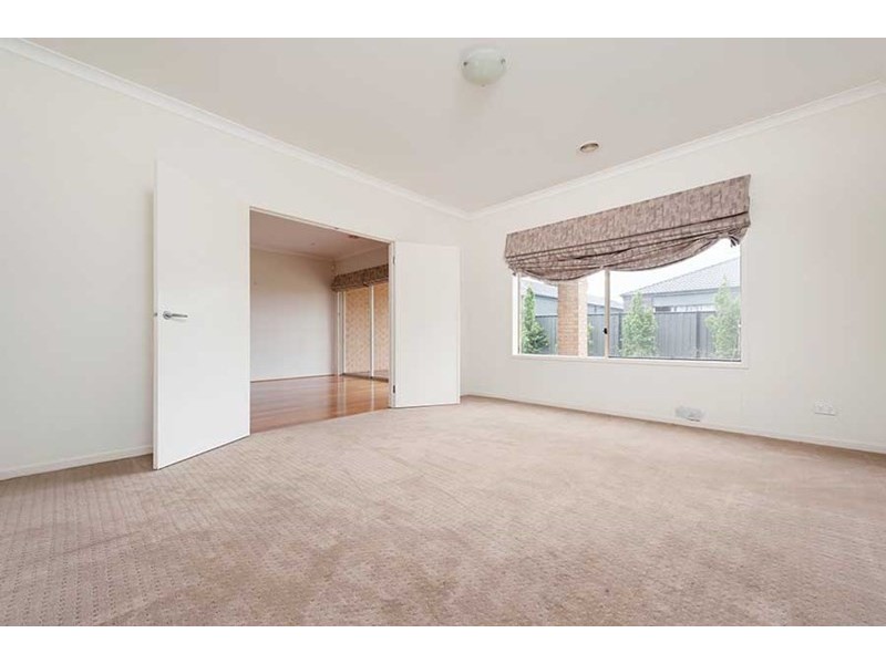 31 Cleveland Drive, Craigieburn VIC 3064