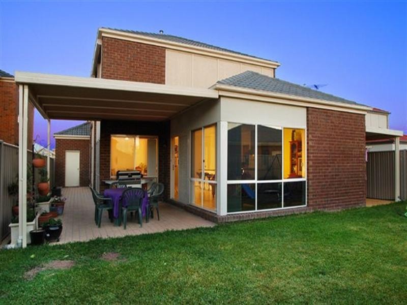 5 Greenhill Place, Craigieburn VIC 3064