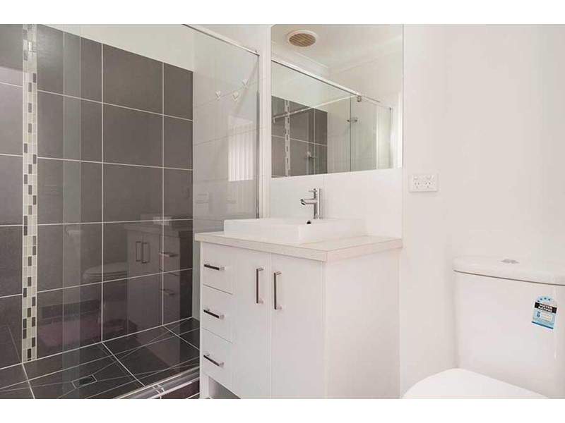 9/4 Delany Lane, Craigieburn VIC 3064