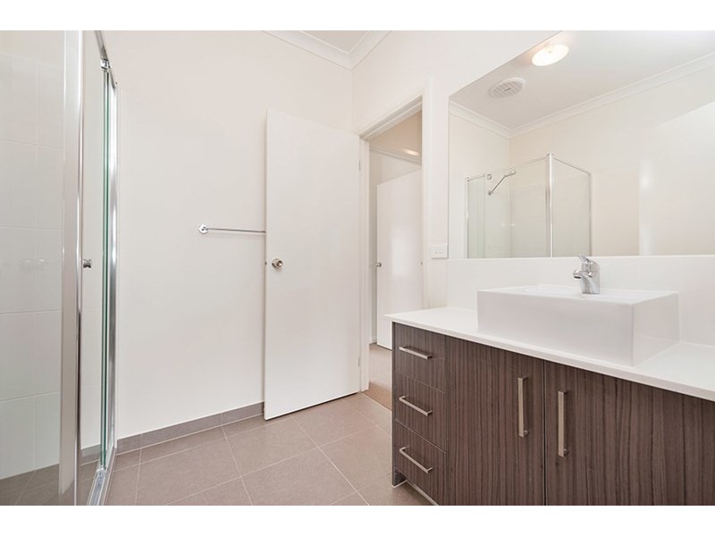 48 Brunswick Crescent, Craigieburn VIC 3064