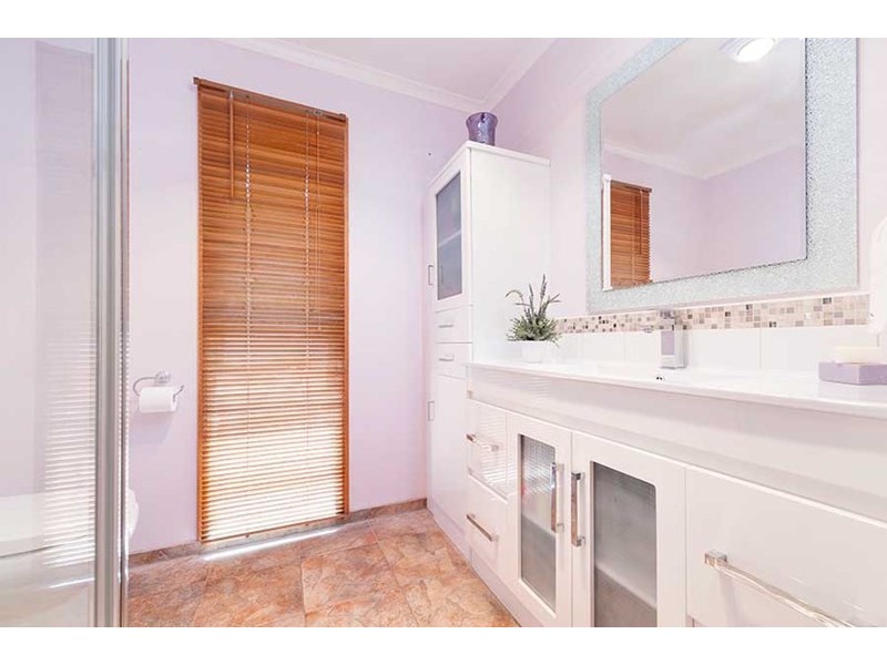 6 Bampton Mews, Craigieburn VIC 3064