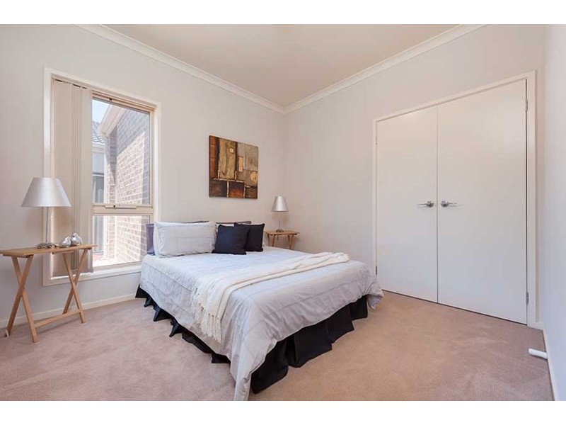 30 Ebony Circuit, Craigieburn VIC 3064