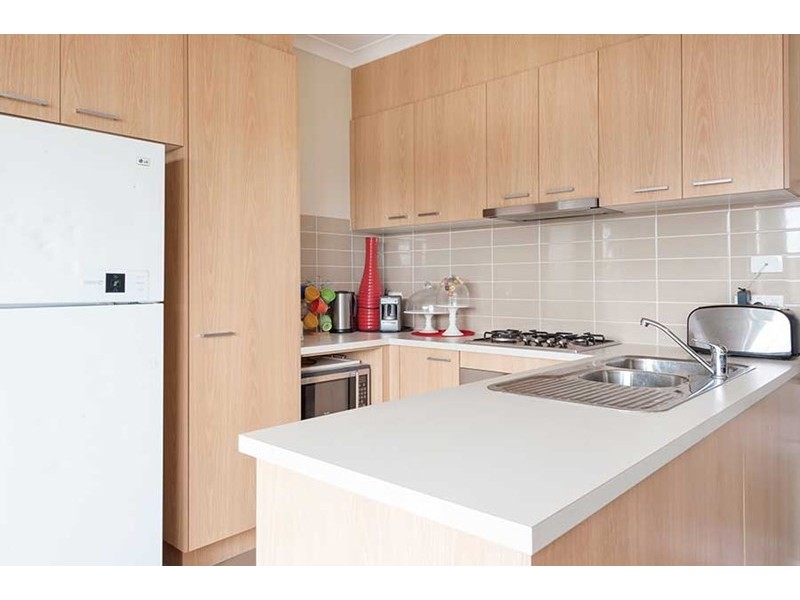 2/23 Leveque Loop, Craigieburn VIC 3064