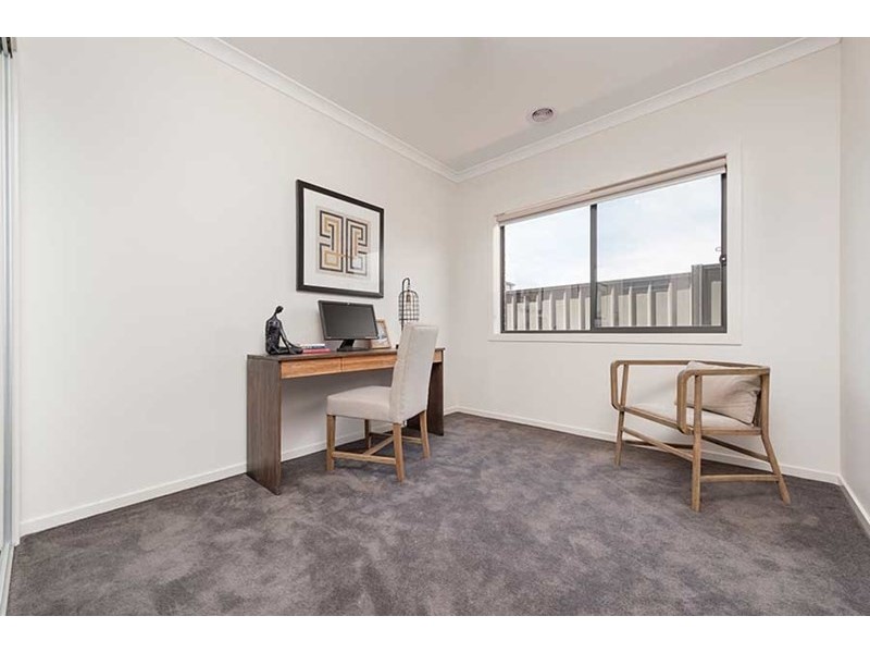 9 Cardigan Street, Craigieburn VIC 3064