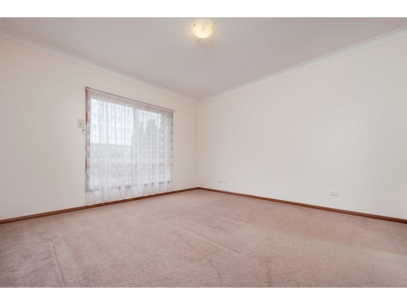 26 Colchester Circuit, Roxburgh Park VIC 3064