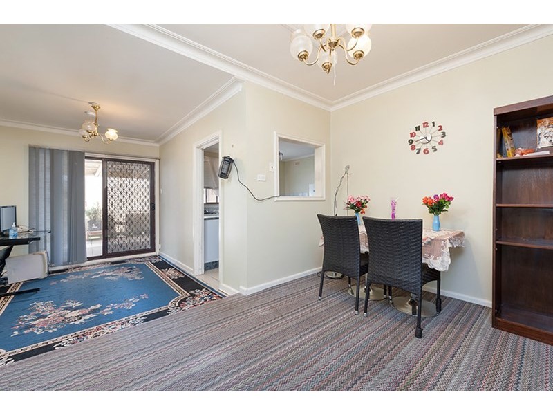 77 Millawa Avenue, St Albans VIC 3021