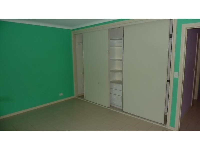 265 Oaklands Road, Oaklands Junction VIC 3063