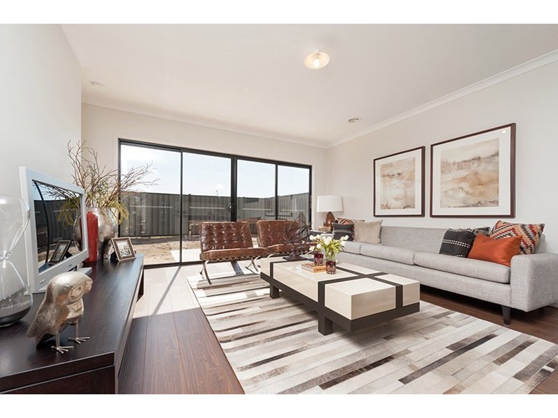 5 Bluebell Drive, Craigieburn VIC 3064