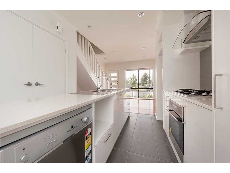 59 Valiant Crescent, Craigieburn VIC 3064