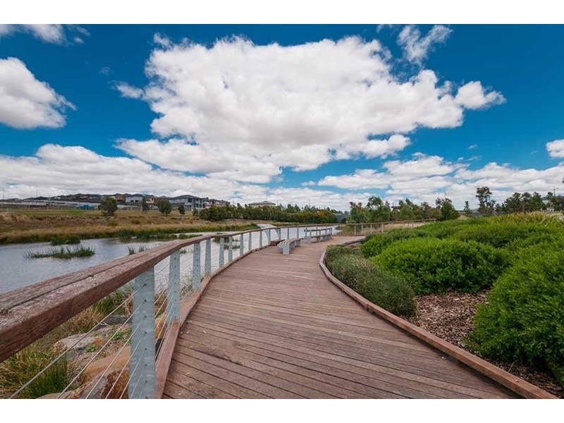 154 Central Park Avenue, Craigieburn VIC 3064