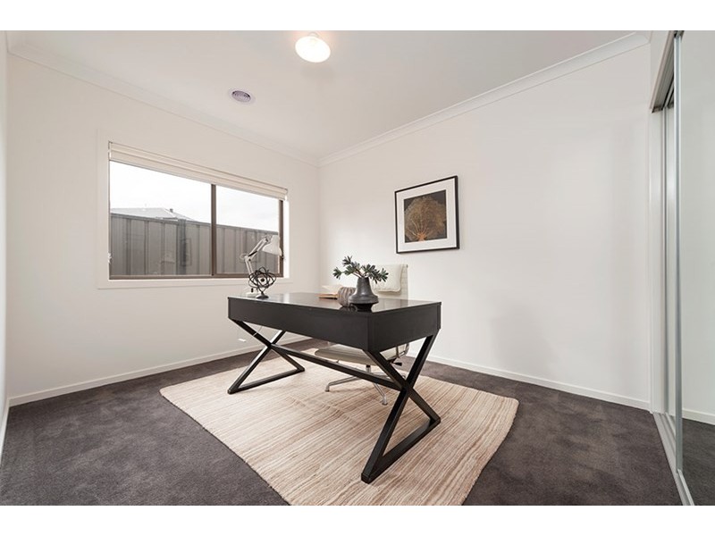 34 Montpellier Crescent, Craigieburn VIC 3064