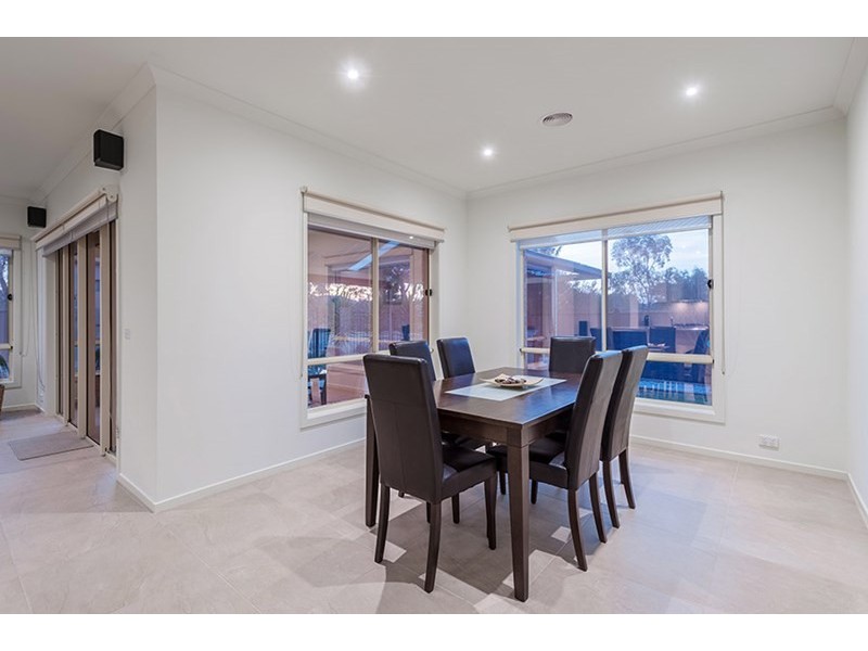 9 Belair Close, Craigieburn VIC 3064