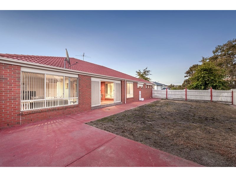 7 Creekwood Drive, Craigieburn VIC 3064