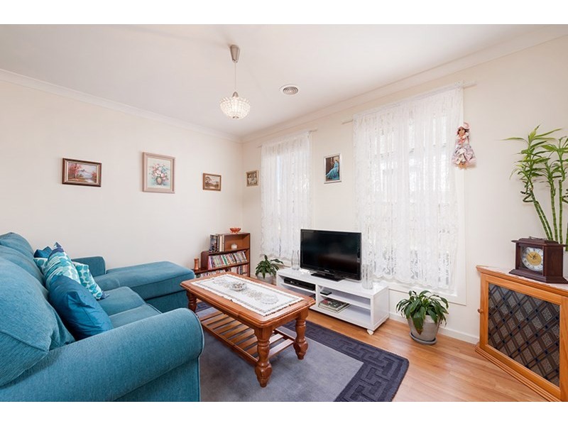 2/136 Dudley Street, Wallan VIC 3756