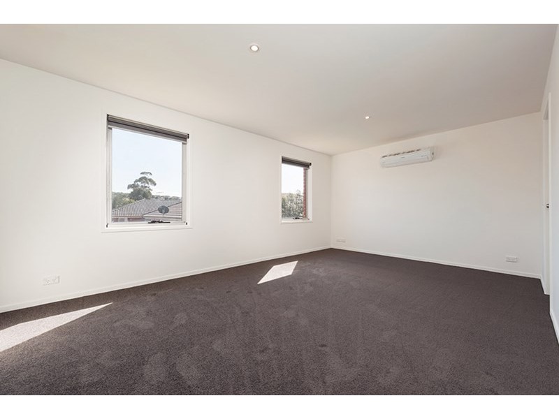 6 Gunning Lane, Craigieburn VIC 3064