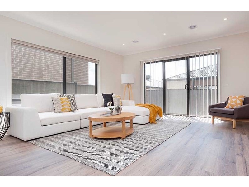 9 Cardigan Street, Craigieburn VIC 3064