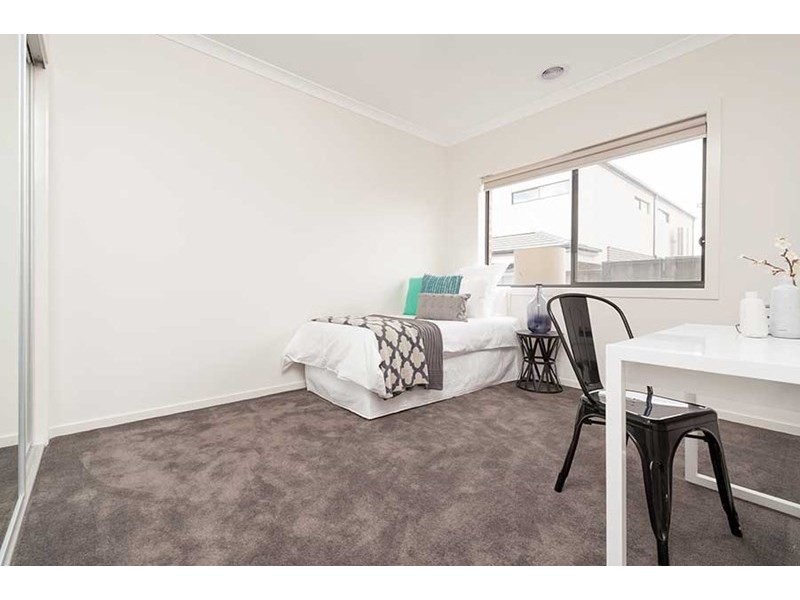 9 Cardigan Street, Craigieburn VIC 3064