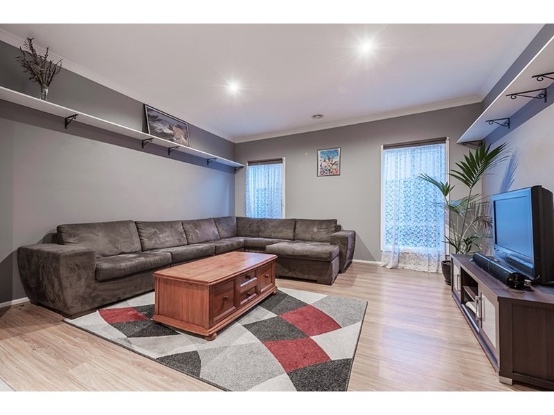 3 Brixton Place, Craigieburn VIC 3064