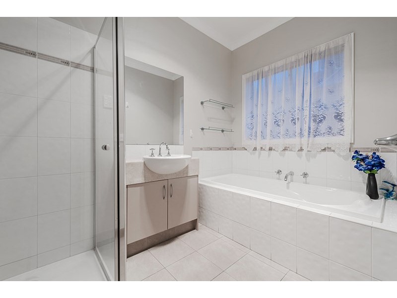 3 Brixton Place, Craigieburn VIC 3064