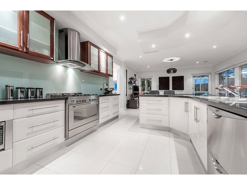 8 Northstead Way, Craigieburn VIC 3064